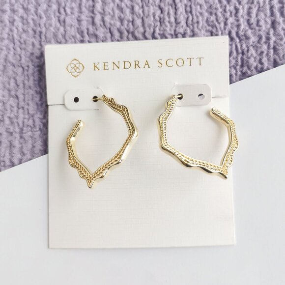 Kendra Scott Miku Gold Hoop Earrings - Picture 1 of 4